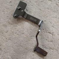 080V19101-5294發(fā)電機(jī)支架
