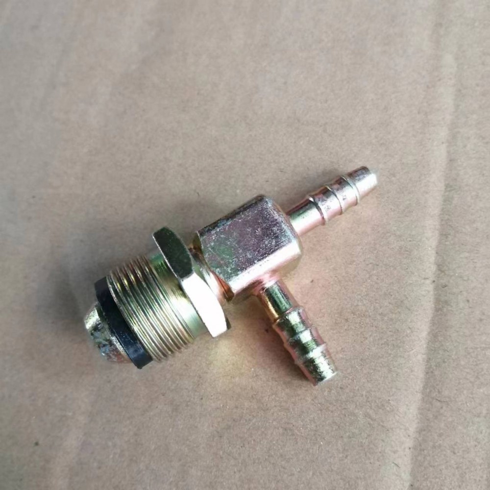 WG9000361304后分泵三通接头铁边22*8*8-WG9000361304-凯尔特_恒