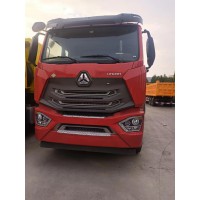 YG1671160058 右A柱螺釘堵蓋