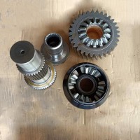 DZ90149320000  TGX中桥差速器总成