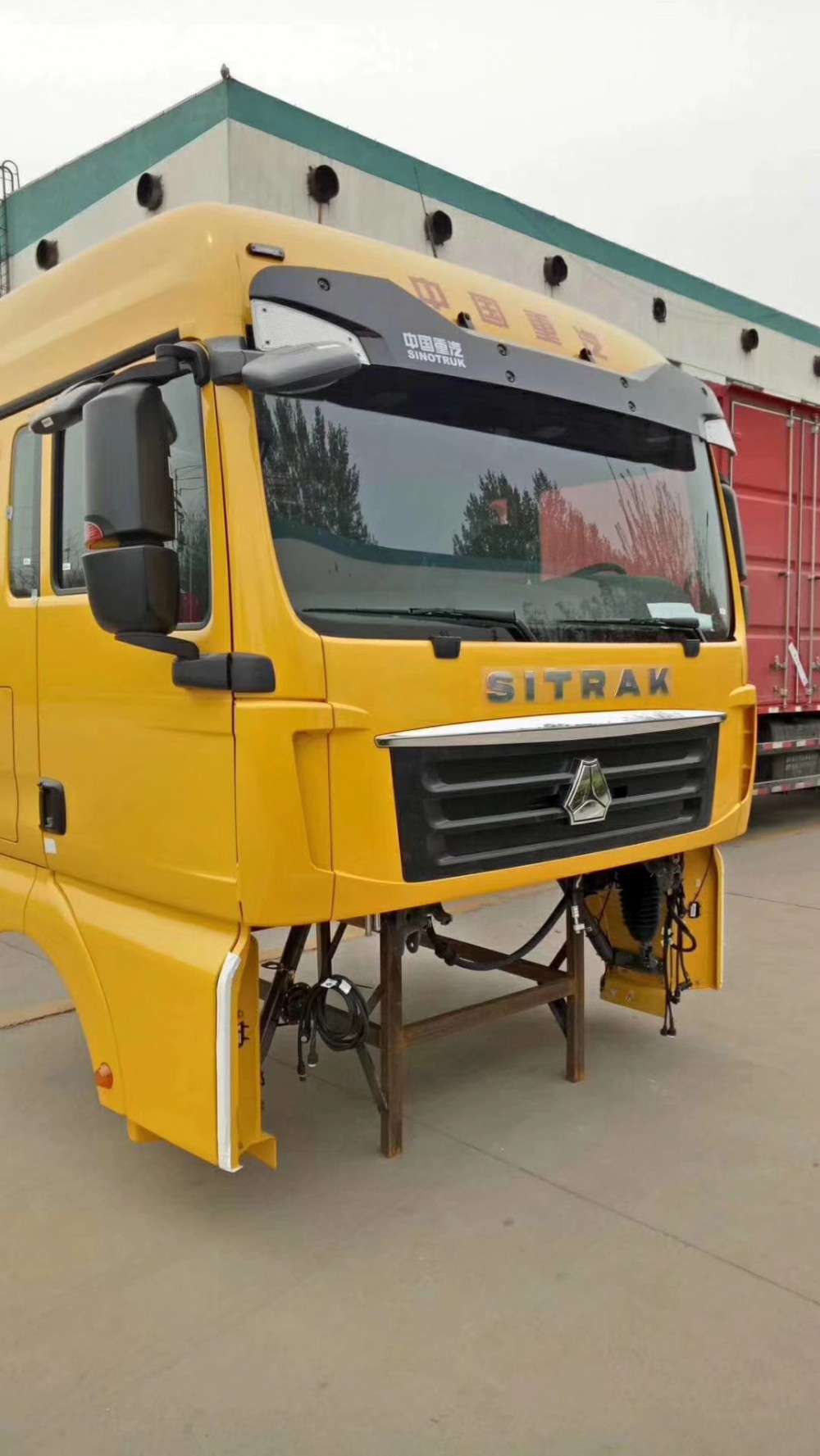 ,汕德卡驾驶室,山东豪联车身制造厂