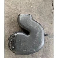 WG9925191003   进气管