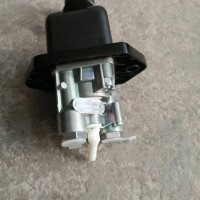 3508010-D828 新大威主车手孔阀 供应重卡自卸车配件