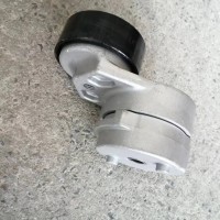 凯尔特供应重汽豪沃重卡自卸车配件 VG1246060001 涨紧轮