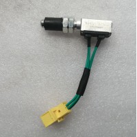 全国发货  WG9725716002  排气制动灯开关09款 供应重汽T7H T5G 汕德卡汽车配件