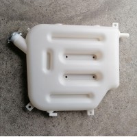 DZ9114530260  膨胀水箱总成  供应重汽T7H T5G 汕德卡汽车配件