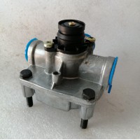 WG9000360524  豪沃继动阀  供应重汽T5G 汕德卡汽车配件