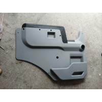 重汽豪沃 左门内护板总成  WG1642330020  供应重汽T7H T5G 汕德卡汽车配件