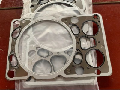 1005000997   汽缸垫宽体