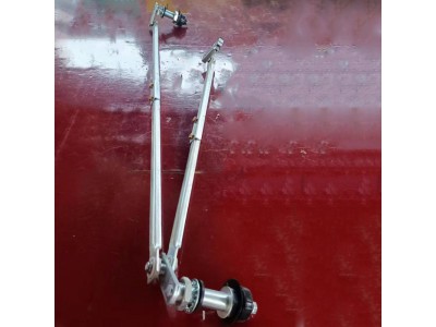 XGA52DFW711-05105   雨刮连动杆