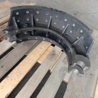 DZ90149346031   后制動蹄總成（240寬，漢德35T）