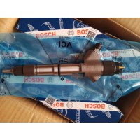 重汽豪沃噴油器總成VG1034080002，480元