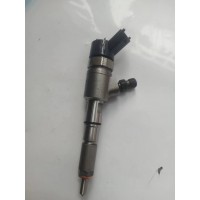 康明斯3.8發(fā)動機(jī)噴油器總成0445110859，380元