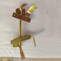 LG1611230011   左踏板支架