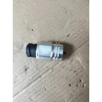 WTC18X24 温度传感器   供应重汽豪沃 斯太尔 汕德卡 采埃孚 zf卡车配件