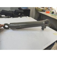 WG9717820004  豪沃驾驶室举升缸  供应重汽豪沃 斯太尔 汕德卡 采埃孚 zf卡车配件