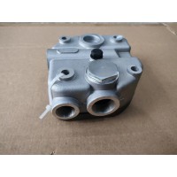 612600130777  汽车空压机缸盖总成  供应重汽豪沃 斯太尔 汕德卡 采埃孚 zf卡车配件