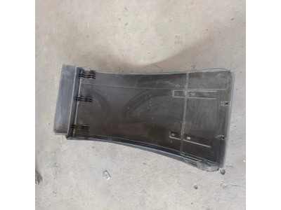 81.66410.0352   左前轮后翼子板