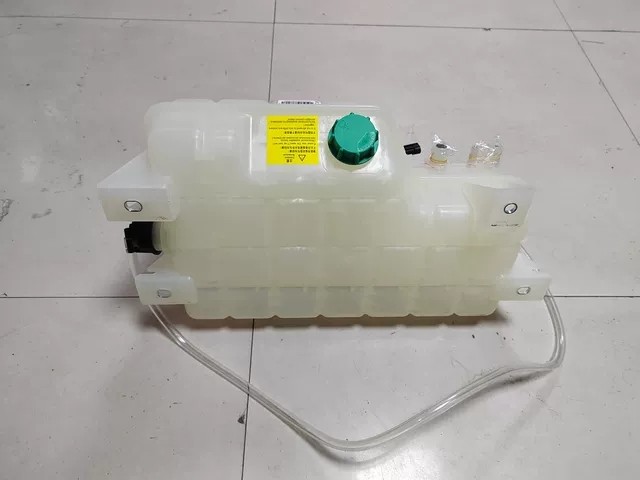 YG9525537016豪瀚NAX膨胀水箱-YG9525537016-_恒科汽配网