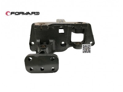 DZ95319690768,Front spring right middle bracket,济南向前汽车配件有限公司