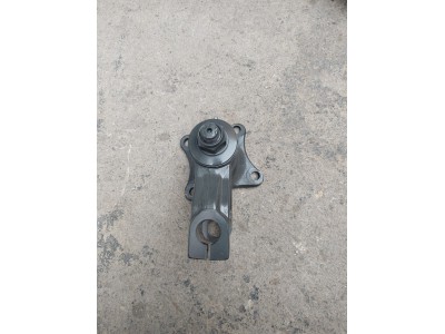 WG9525523201后簧后支架及吊耳总成
