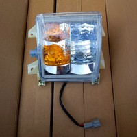 37AD-12010 左组合前转向灯总成供应重汽豪沃 斯太尔 汕德卡 采埃孚 zf卡车配件