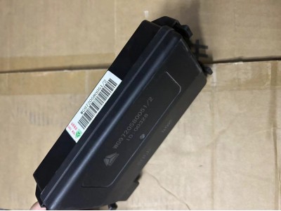 WG9720580051/重汽 7路保险丝装置总成（国六）