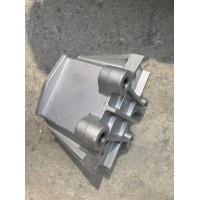 WG9925590270/重汽豪沃 汕德卡鋁前橡膠支撐總成