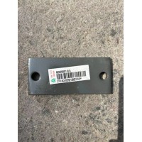 WG9925682110/重汽 豪沃稳定杆盖板