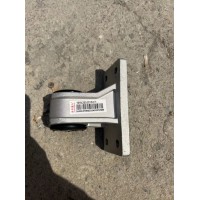 YG9625530102/汕德卡散熱器右支架