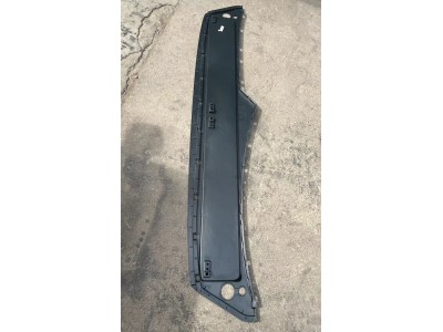WG1664770001豪沃A7杂物箱下盖板
