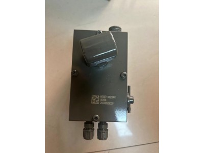 WG9719820001重汽豪沃举升泵