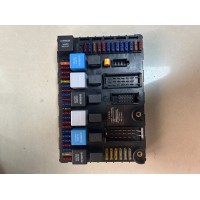 WG9716582301電氣接線盒總成
