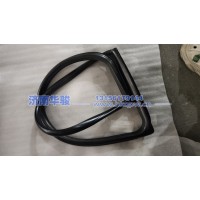 61B1-07046右三角窗密封條