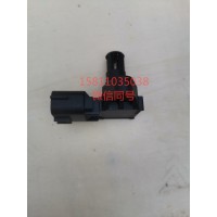 2897333进气压力温度传感器