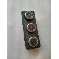 陜汽X3000空調(diào)控制面板DZ96189585320，160元