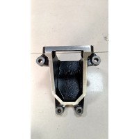 AZ222926000024離合器助力缸支架  下置