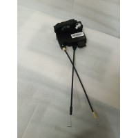 重汽王牌右車門鎖體EG1640340017，175元