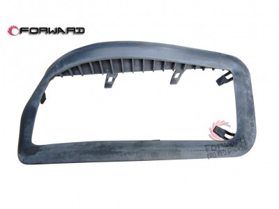 569.01.303.16 前照灯密封套右,Headlight sealant sleeve right,济南向前汽车配件有限公司