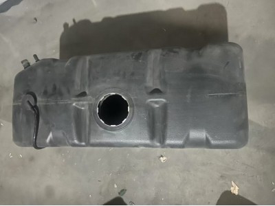 YG9525564300尿素箱总成