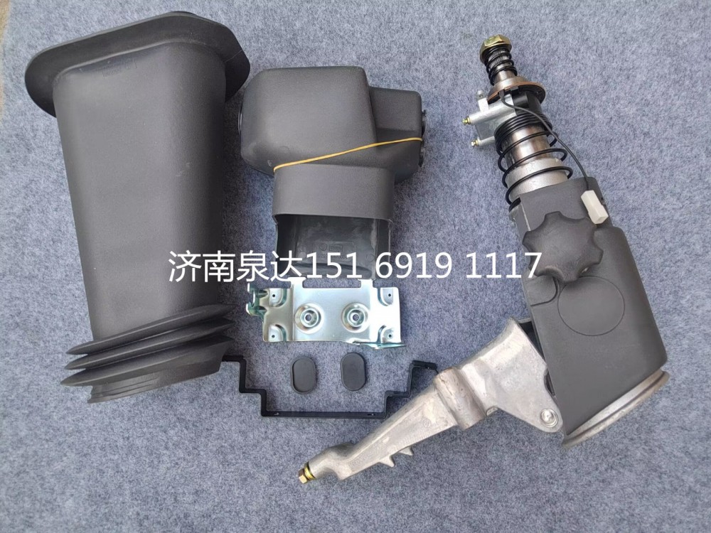 陜汽同力寬體礦用車轉(zhuǎn)向管柱總成/81.46118.0048