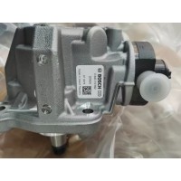 0445010692 高壓油泵 1900元