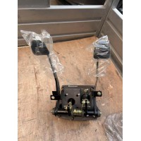 WG9525361840豪瀚组合踏板总成(离合总泵带油罐,离合踏板降低优化)