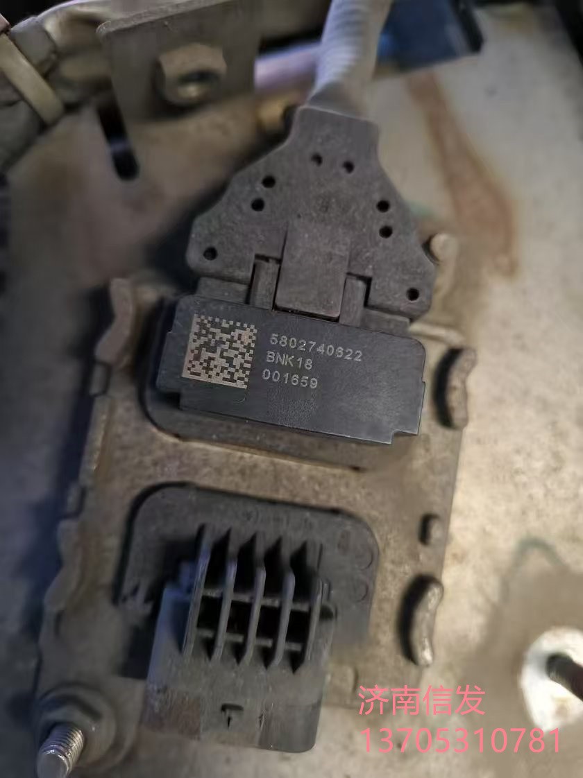 5802740622,5802740622红岩杰狮氮氧传感器济南信发,济南信发汽车配件有限公司