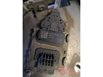 5802740622,5802740622红岩杰狮氮氧传感器济南信发,济南信发汽车配件有限公司
