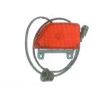 外贸出口配件 豪沃A7高顶后雾灯 示宽灯风窗玻璃示高灯 方边灯 遮阳罩灯