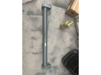 WG9925936200豪沃T7H管横梁总成