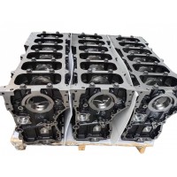 發(fā)動機(jī)缸體Цилиндр двигателя