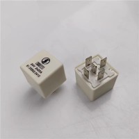 德龍F(tuán)3000X3000中央中置板繼電器五爪繼電器