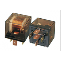 3711030-240 四插直流繼電器 DC24V 一汽解放重汽豪沃駕駛室配件